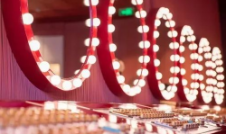 圣悅詩(shī)國(guó)際：線(xiàn)下門(mén)店形象，永不過(guò)時(shí)