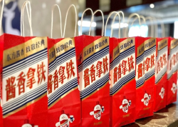 大牌聯(lián)名，好玩